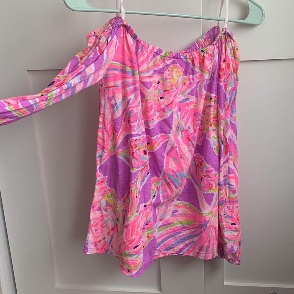 Lilly Pulitzer Off the shoulder long sleeve